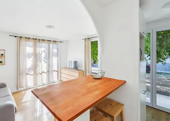 Le Louis - Proche Centre-ville & Parking Gratuit Apartment